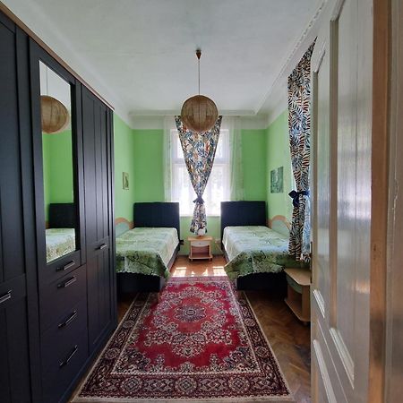 Apartmán Етаж От Къща С Двор Burgas City Exteriér fotografie