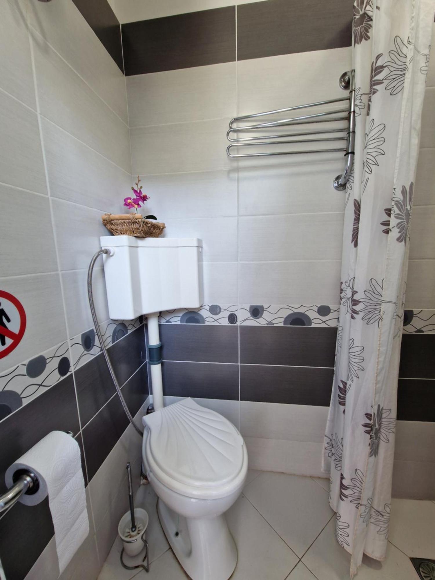Apartmán Етаж От Къща С Двор Burgas City Exteriér fotografie